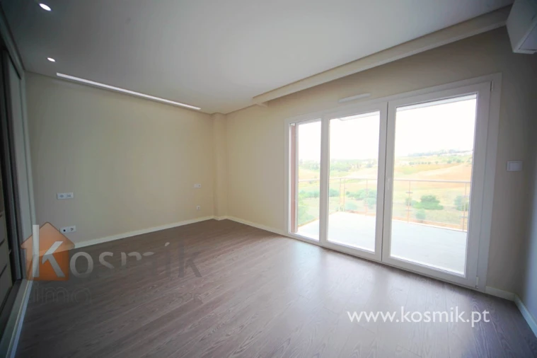 Apartamento T5 para Venda em Póvoa de Santo Adrião e Olival Basto Foto 65