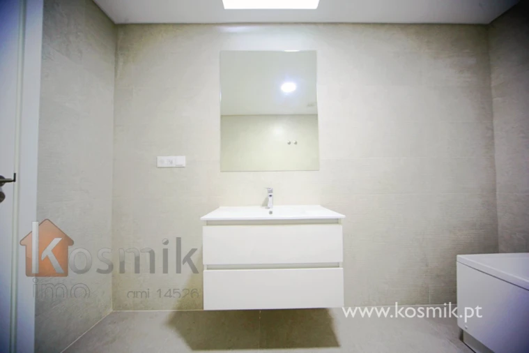 Apartamento T5 para Venda em Póvoa de Santo Adrião e Olival Basto Foto 75