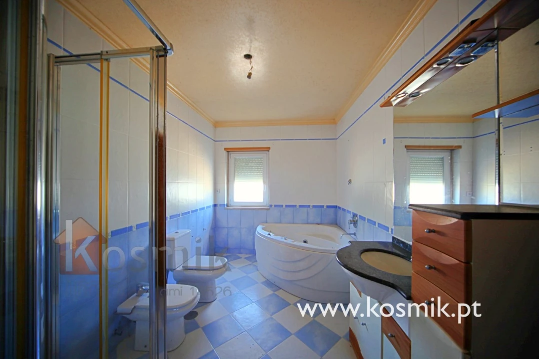 Moradia T8 para Venda em Bucelas Foto 15