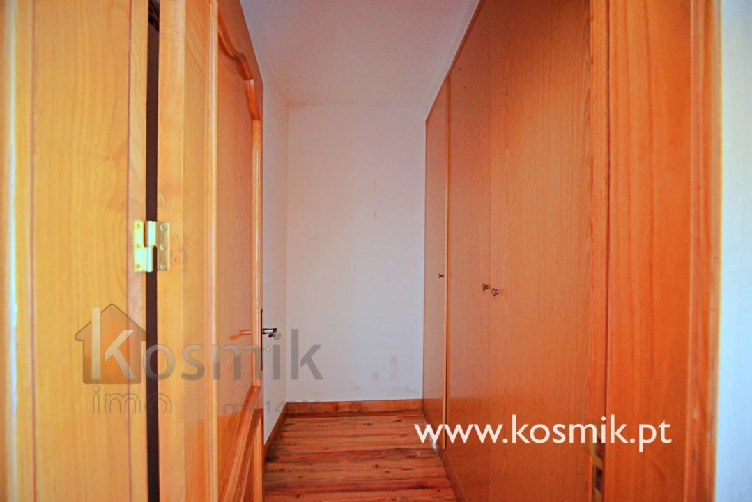 Moradia T8 para Venda em Bucelas Foto 68