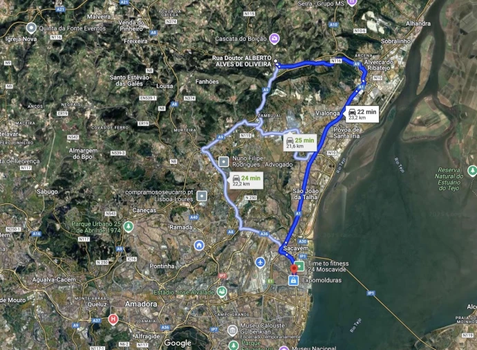 Moradia T8 para Venda em Bucelas Foto 6