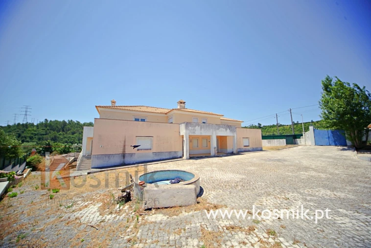 Moradia T8 para Venda em Bucelas Foto 31