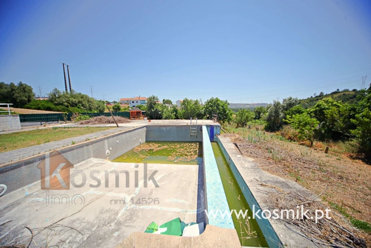 Moradia T8 para Venda em Bucelas Foto 38