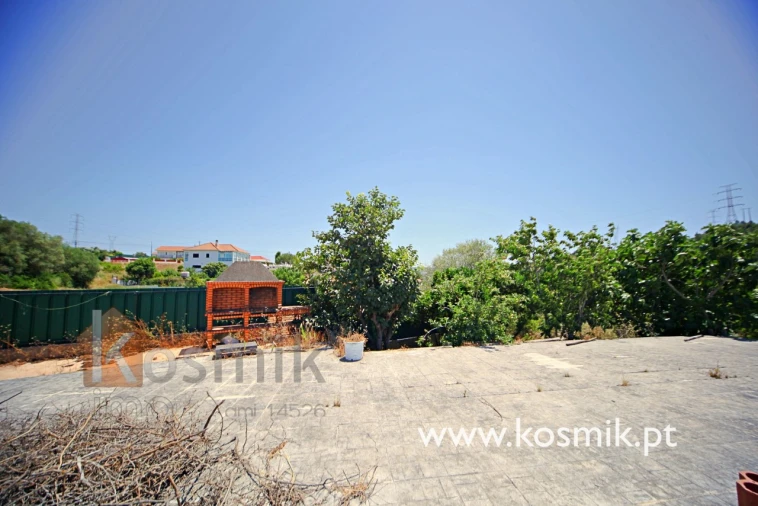 Moradia T8 para Venda em Bucelas Foto 42