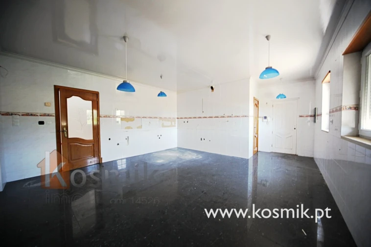 Moradia T8 para Venda em Bucelas Foto 52