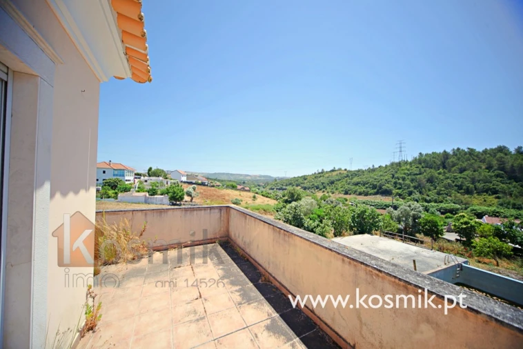 Moradia T8 para Venda em Bucelas Foto 71