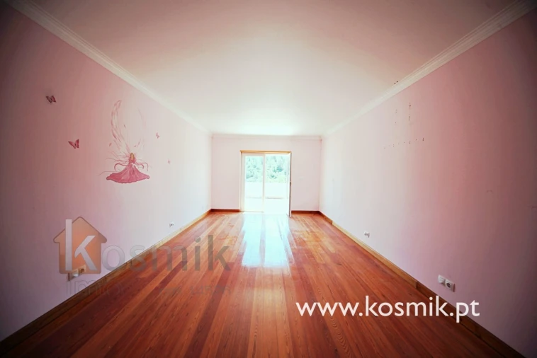 Moradia T8 para Venda em Bucelas Foto 98