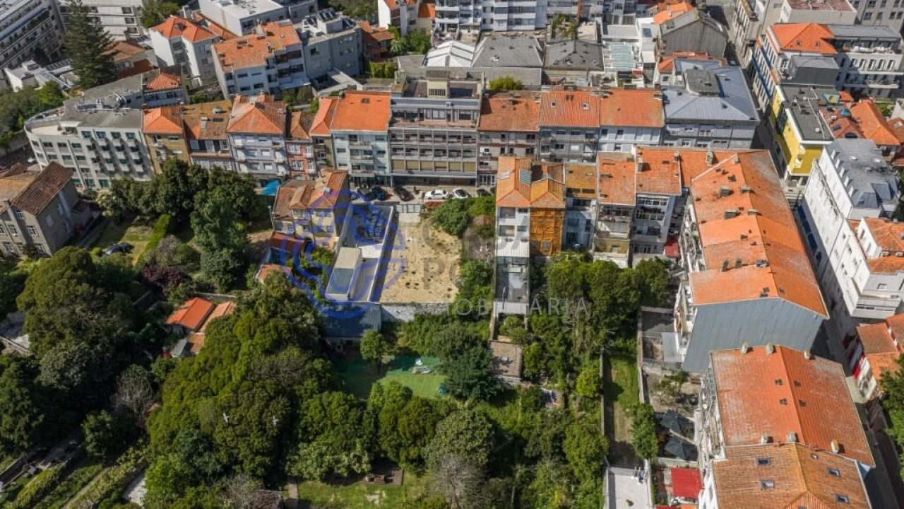 Terreno para Venda em Lordelo do Ouro e Massarelos Foto 7