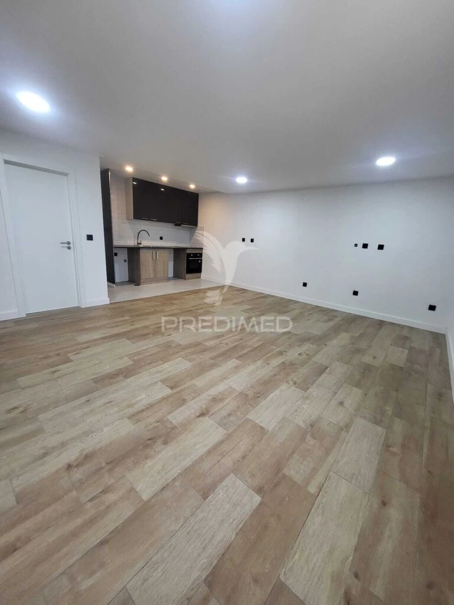 Moradia T4 para Venda em Alhos Vedros Foto 20