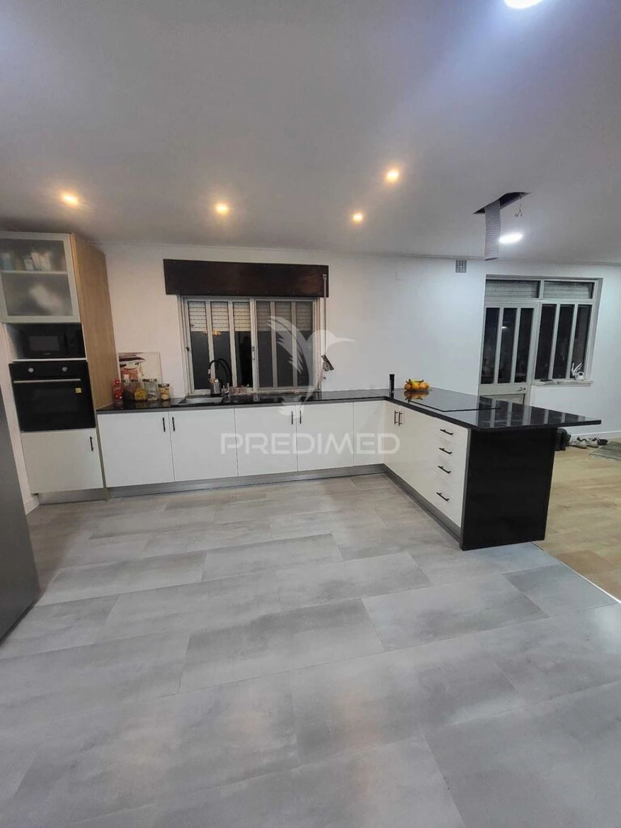 Moradia T4 para Venda em Alhos Vedros Foto 12