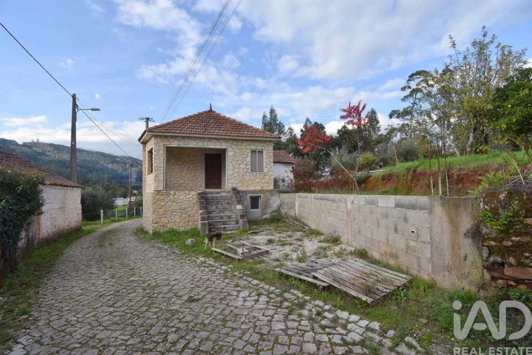 Moradia T3 para Venda em Maçãs de D. Maria Foto 5