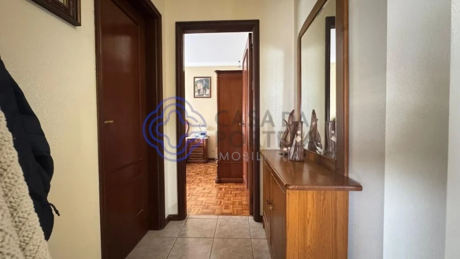 Apartamento T1 para Venda em Campo e Sobrado Foto 7