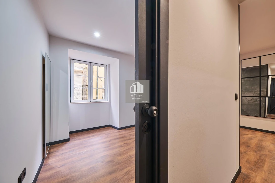 Apartamento T2 para Venda em Arroios Foto 3