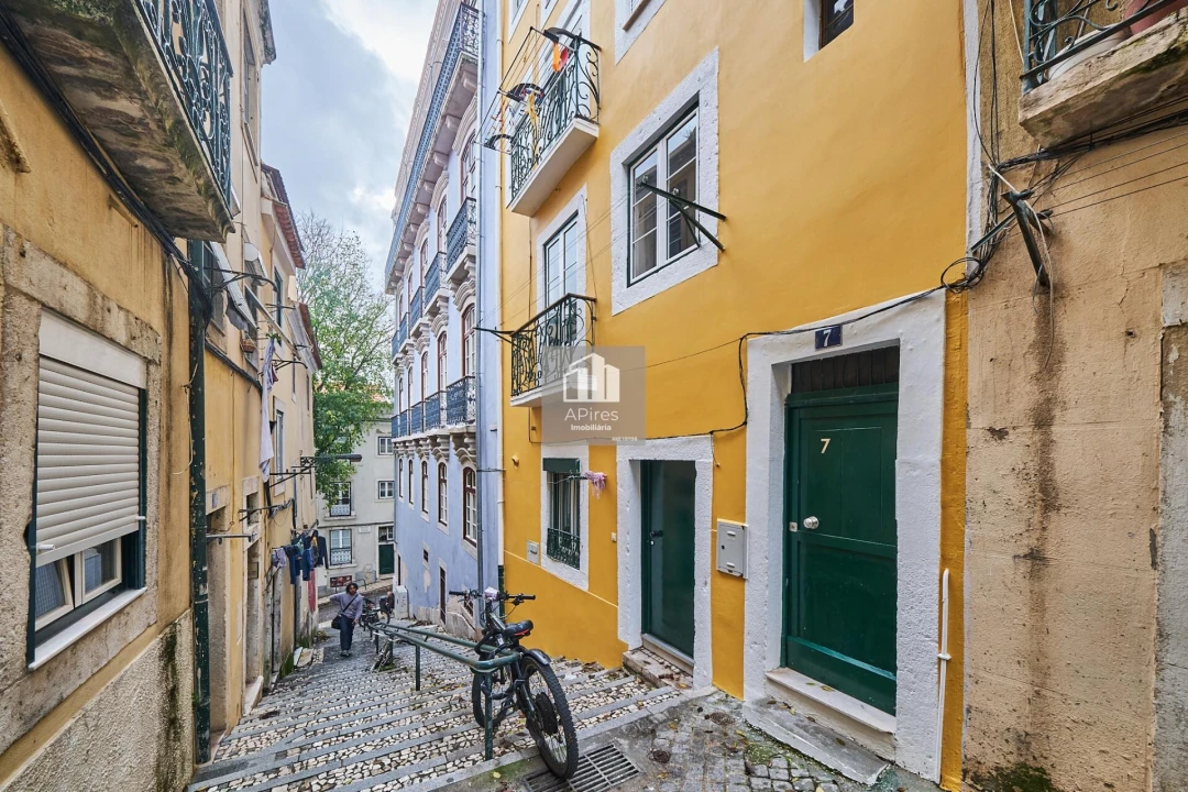 Apartamento T2 para Venda em Arroios Foto 1