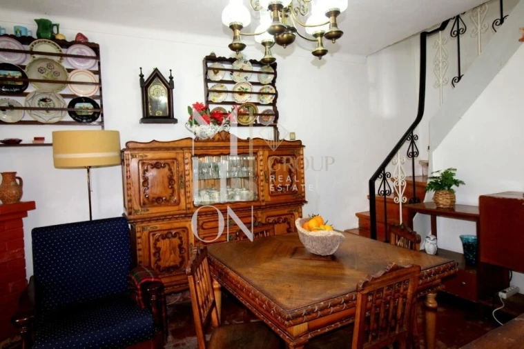 Moradia T3 para Venda em Santiago Maior Foto 13