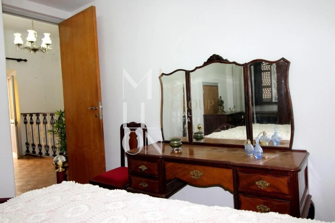 Moradia T3 para Venda em Santiago Maior Foto 19