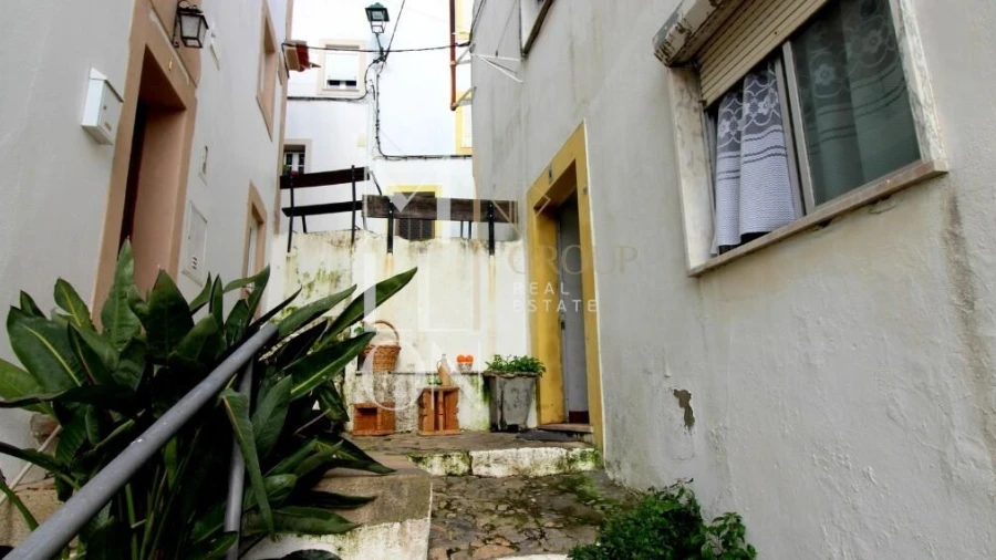 Moradia T3 para Venda em Santiago Maior
