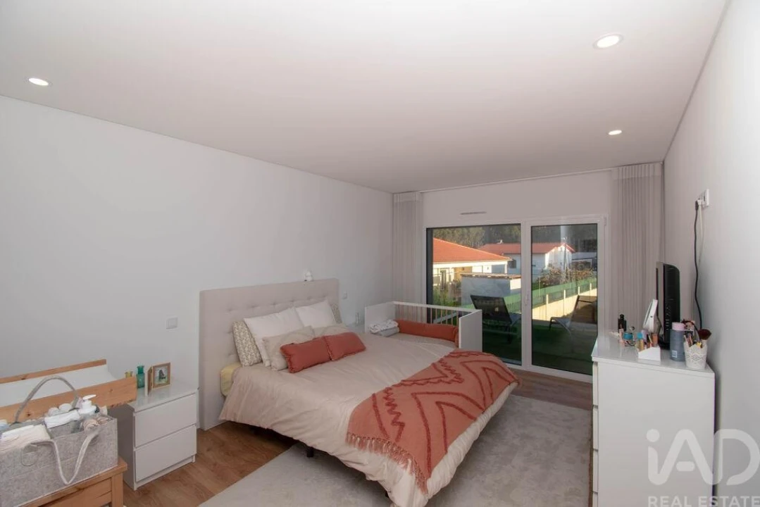 Apartamento T3 para Venda em Marinha Grande Foto 11