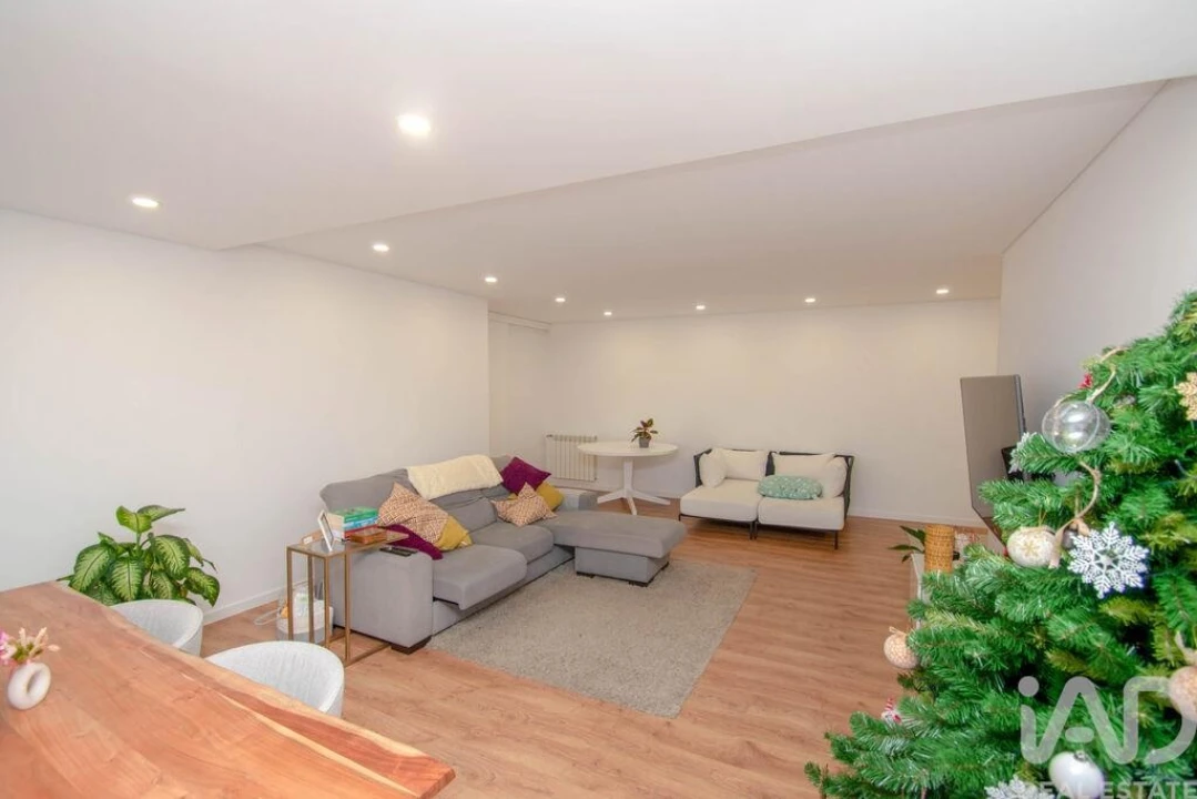 Apartamento T3 para Venda em Marinha Grande Foto 7