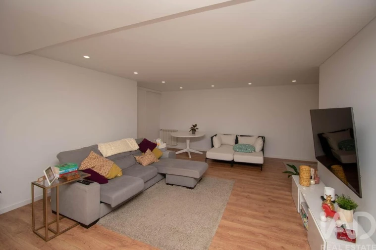 Apartamento T3 para Venda em Marinha Grande Foto 9