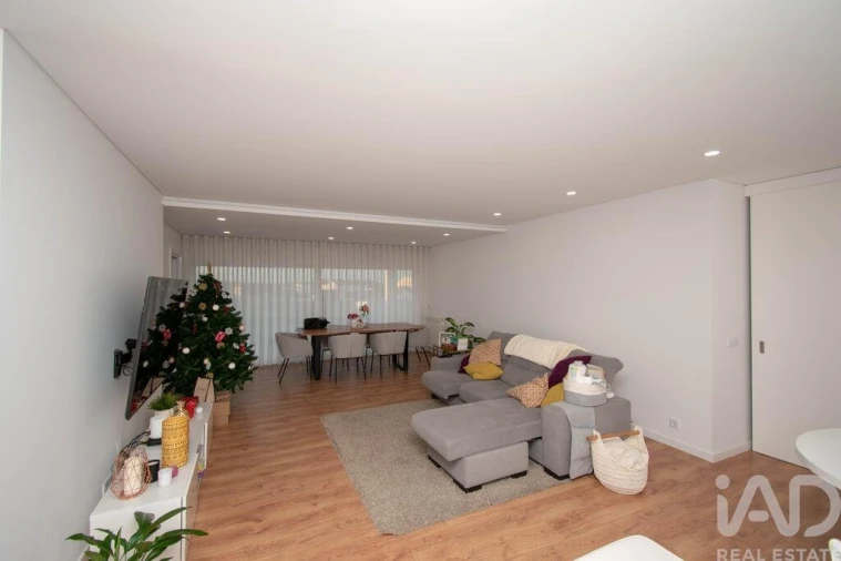 Apartamento T3 para Venda em Marinha Grande Foto 7