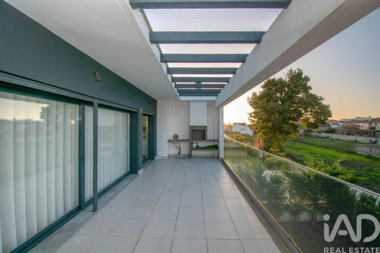 Apartamento T3 para Venda em Marinha Grande Foto 1