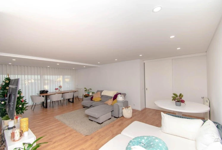 Apartamento T3 para Venda em Marinha Grande Foto 9