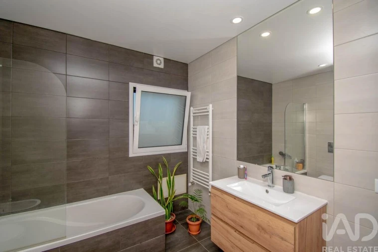 Apartamento T3 para Venda em Marinha Grande Foto 20