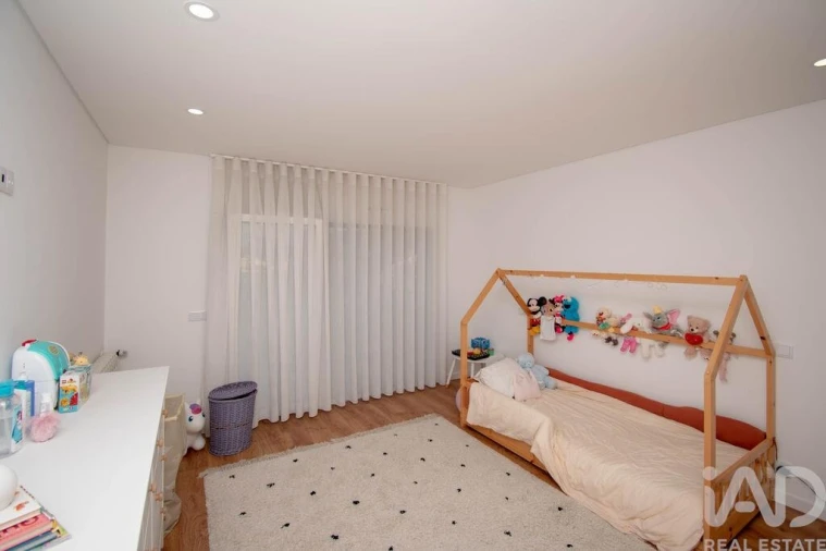 Apartamento T3 para Venda em Marinha Grande Foto 18