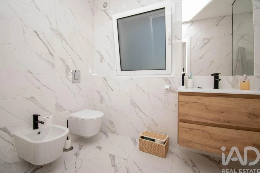 Apartamento T3 para Venda em Marinha Grande Foto 16