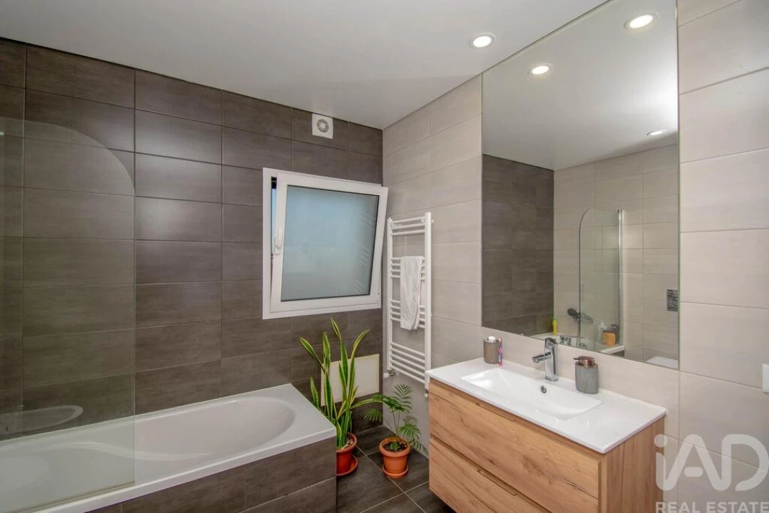 Apartamento T3 para Venda em Marinha Grande Foto 20