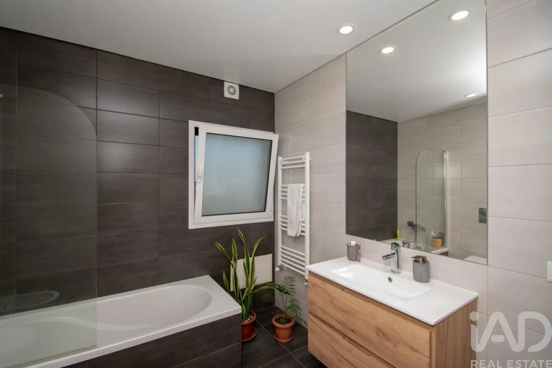 Apartamento T3 para Venda em Marinha Grande Foto 20