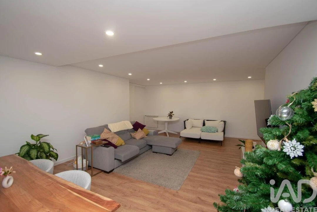 Apartamento T3 para Venda em Marinha Grande Foto 6