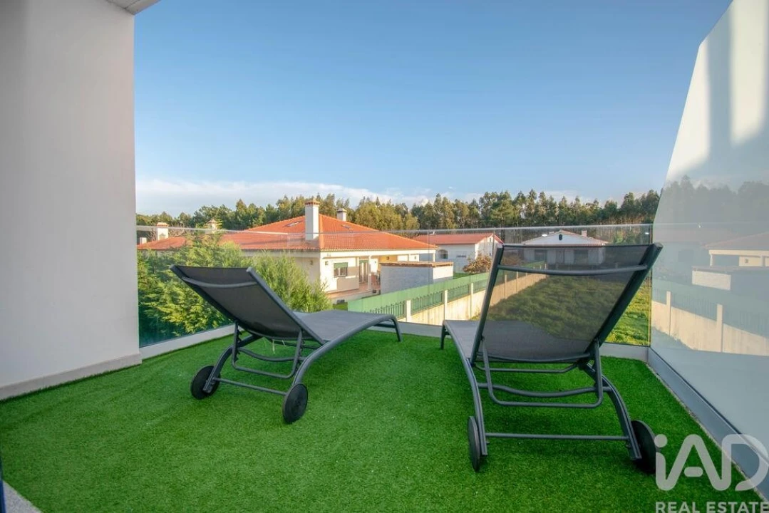 Apartamento T3 para Venda em Marinha Grande Foto 12