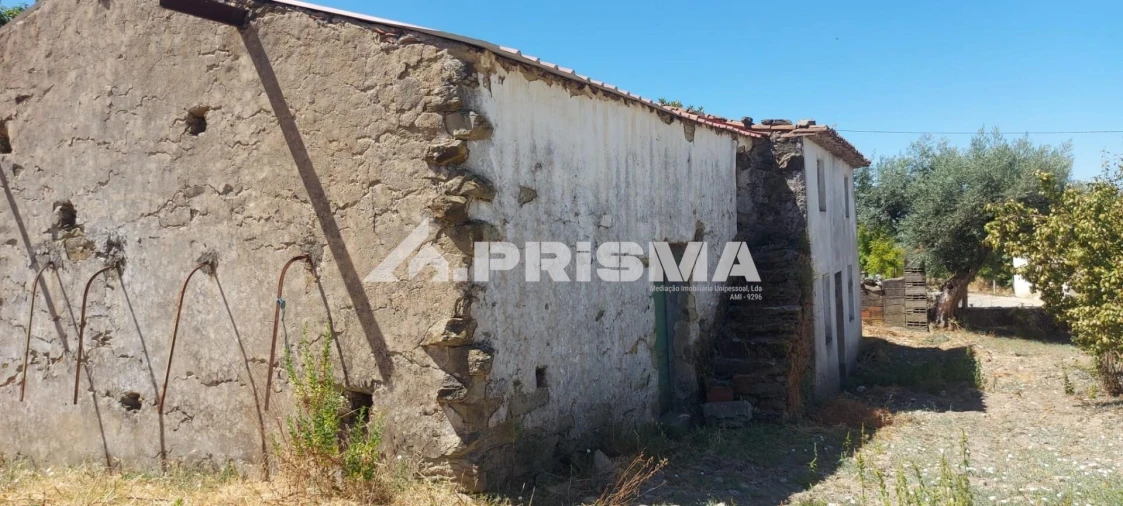 Moradia T3 para Venda em Fratel Foto 2