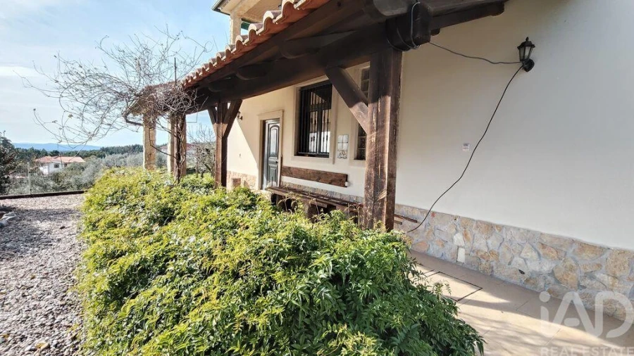 Moradia T3 para Venda em Pedrogão Grande