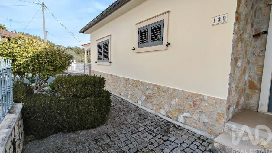 Moradia T3 para Venda em Pedrogão Grande Foto 7