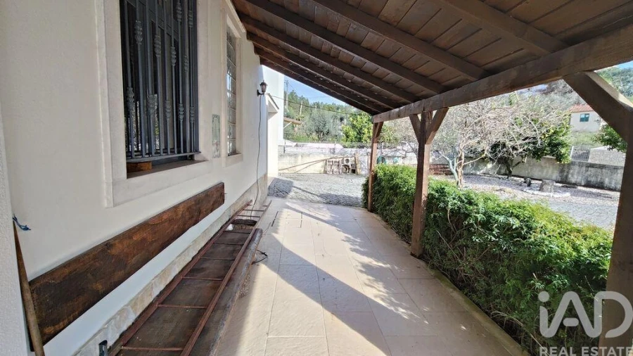 Moradia T3 para Venda em Pedrogão Grande Foto 2