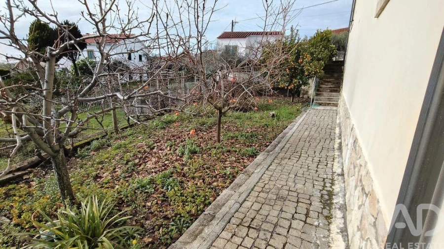 Moradia T3 para Venda em Pedrogão Grande Foto 9