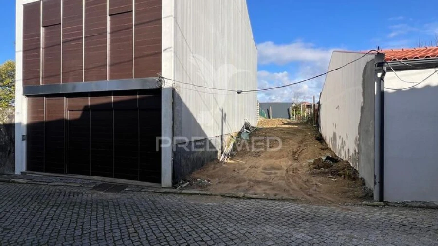 Terreno para Venda em Real, Dume e Semelhe
