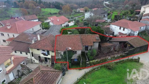 Moradia para Venda em Vila Marim