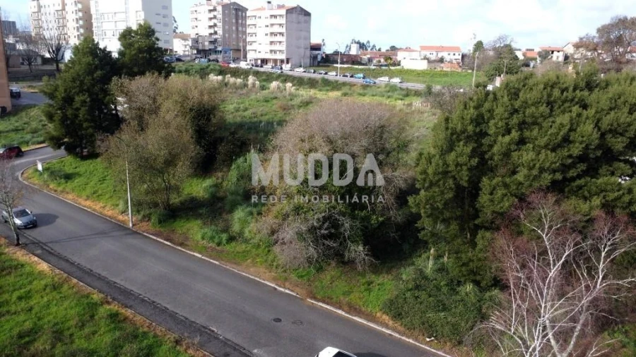 Terreno para Venda em São João da Madeira Foto 25