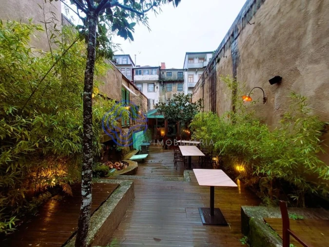 Negócio para Trespasse em Cedofeita, Santo Ildefonso, Sé, Miragaia, São Nicolau e Vitória Foto 2