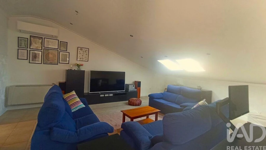 Apartamento T5 para Venda em Valado dos Frades Foto 15