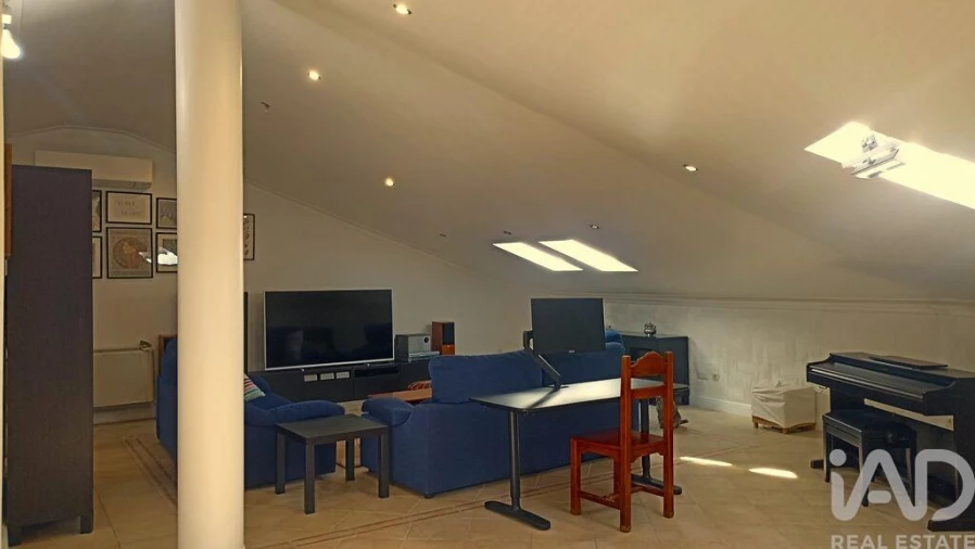 Apartamento T5 para Venda em Valado dos Frades Foto 14