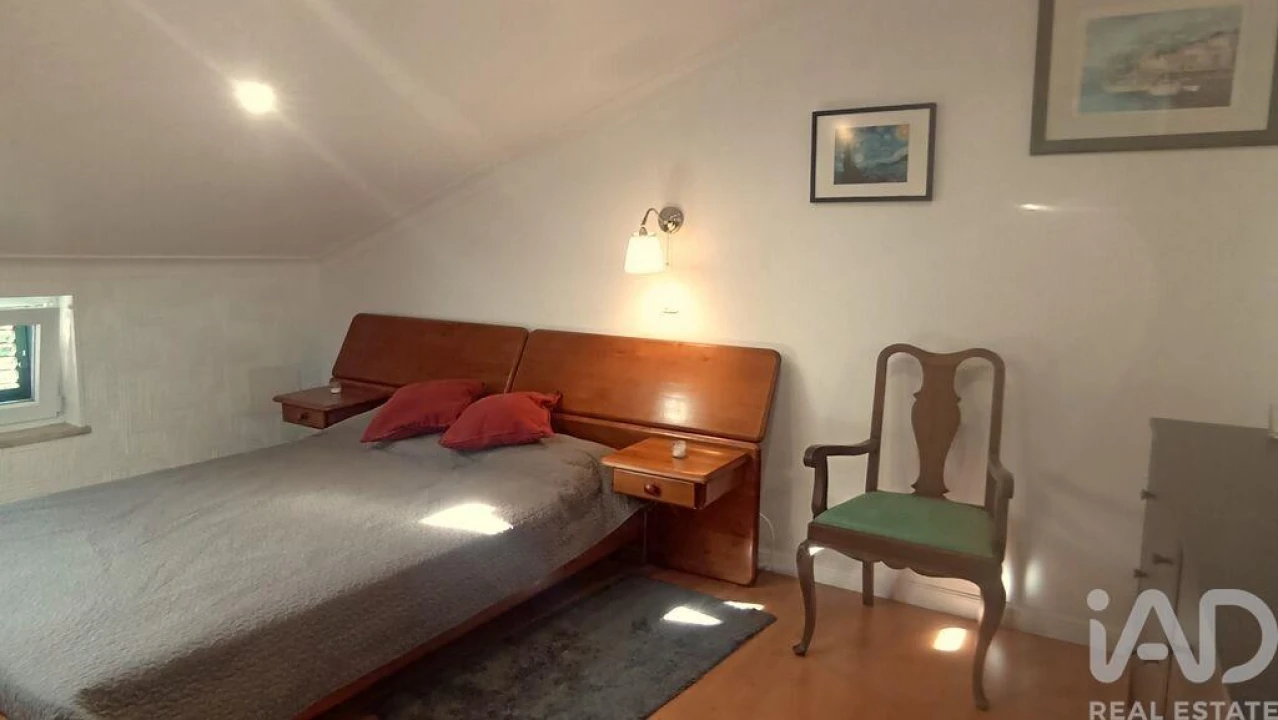 Apartamento T5 para Venda em Valado dos Frades Foto 19