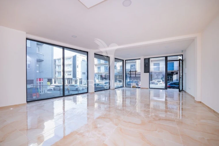 Loja para Venda em Arco de Baúlhe e Vila Nune Foto 8