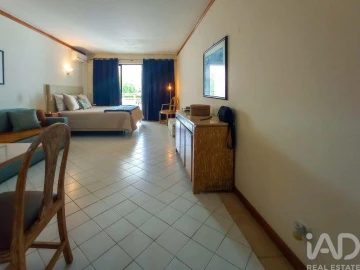 Apartamento para Venda em Albufeira e Olhos de Água