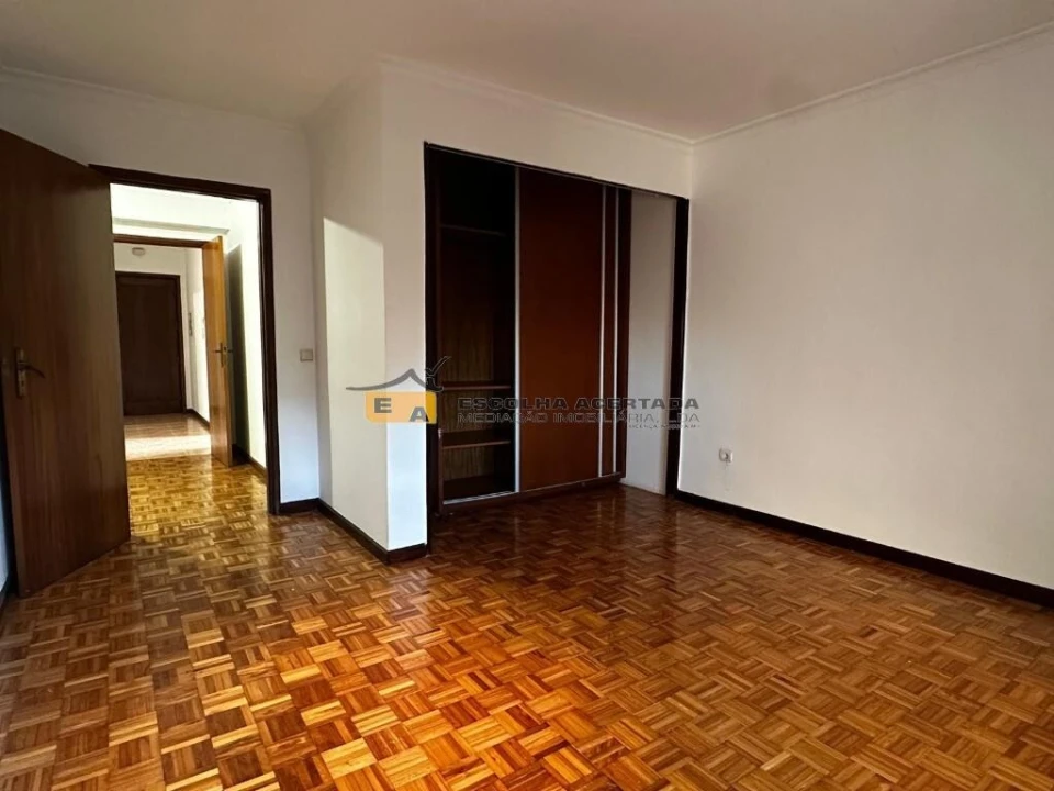 Apartamento T2 para Venda em Rio Tinto Foto 8