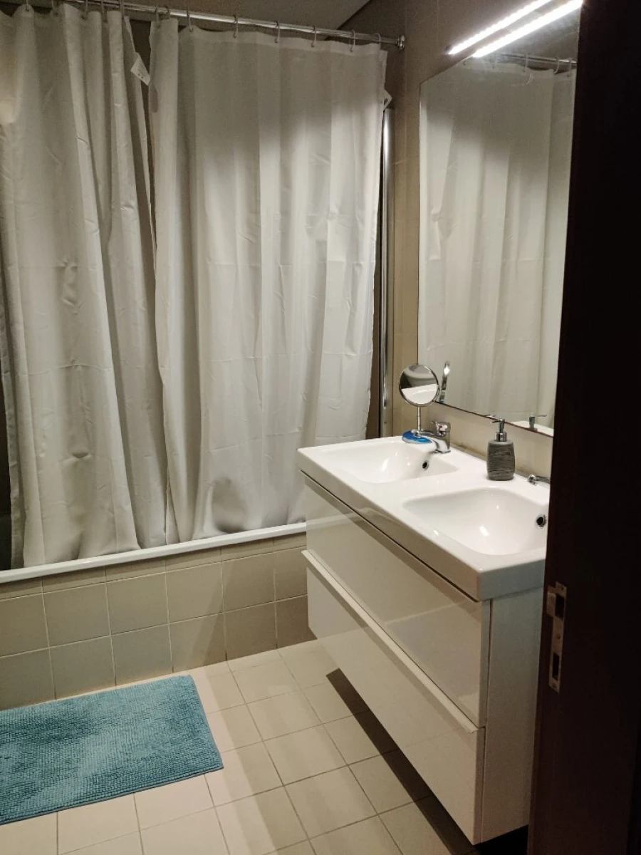 Apartamento T3 para Venda em Azurem Foto 8